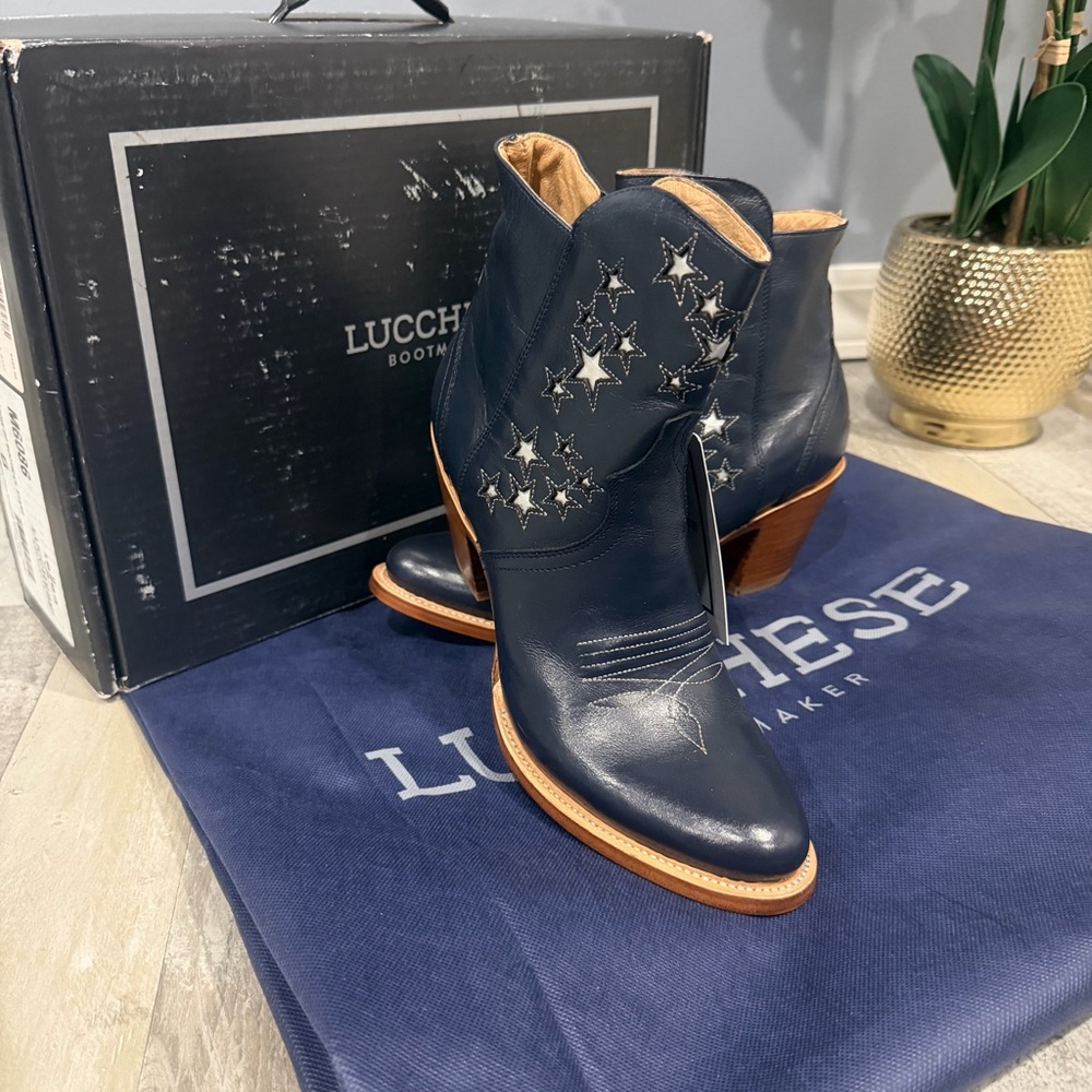 Lucchese Women's Blue Star Ankle Boots - NY Cow Zip Booties Lil Stars - Stardust